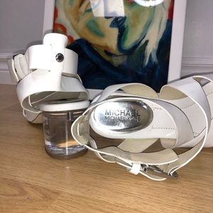 Michael Kors sandals 8 1/2